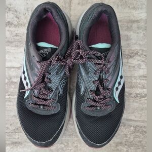 Saucony Women's Black and Gray Athletic Shoes